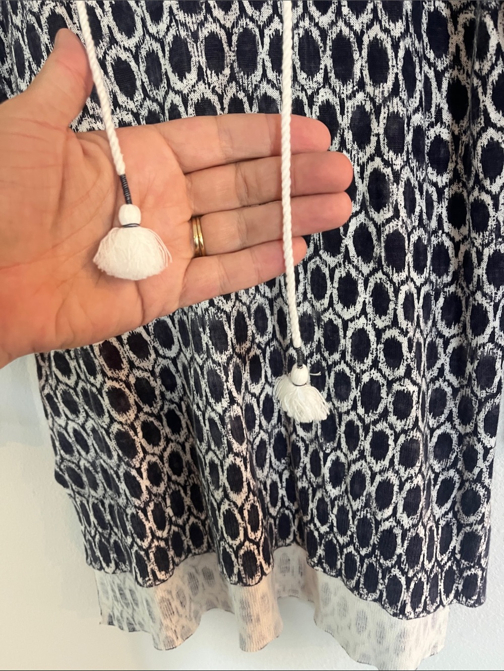 NWT LOFT Navy & White Geometric V-Neck Knit Tunic with Tassel Ties - Picture 3 of 4